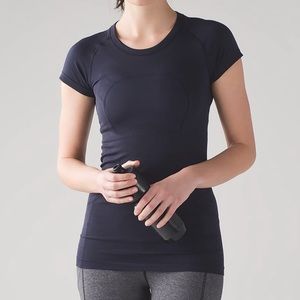 lululemon Swiftly Tech Navy Short-Sleeve (Size 2)